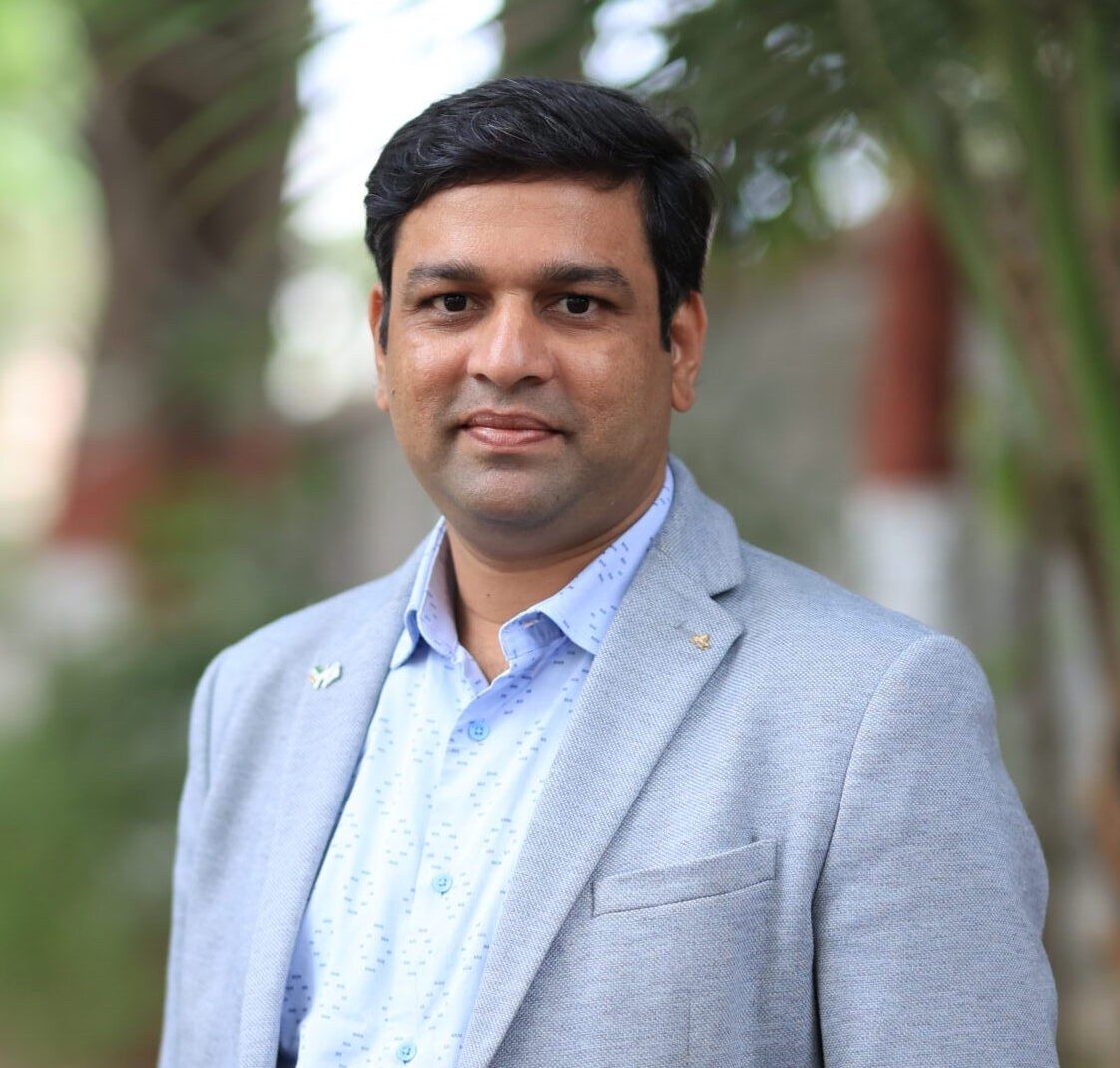 Portrait of Mandeep Makwana